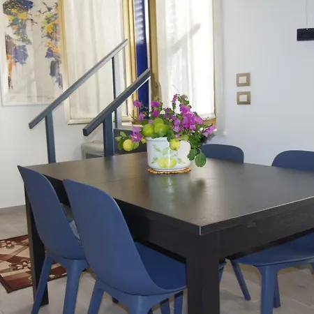 Casa Torre Sant'Alessio Siculo